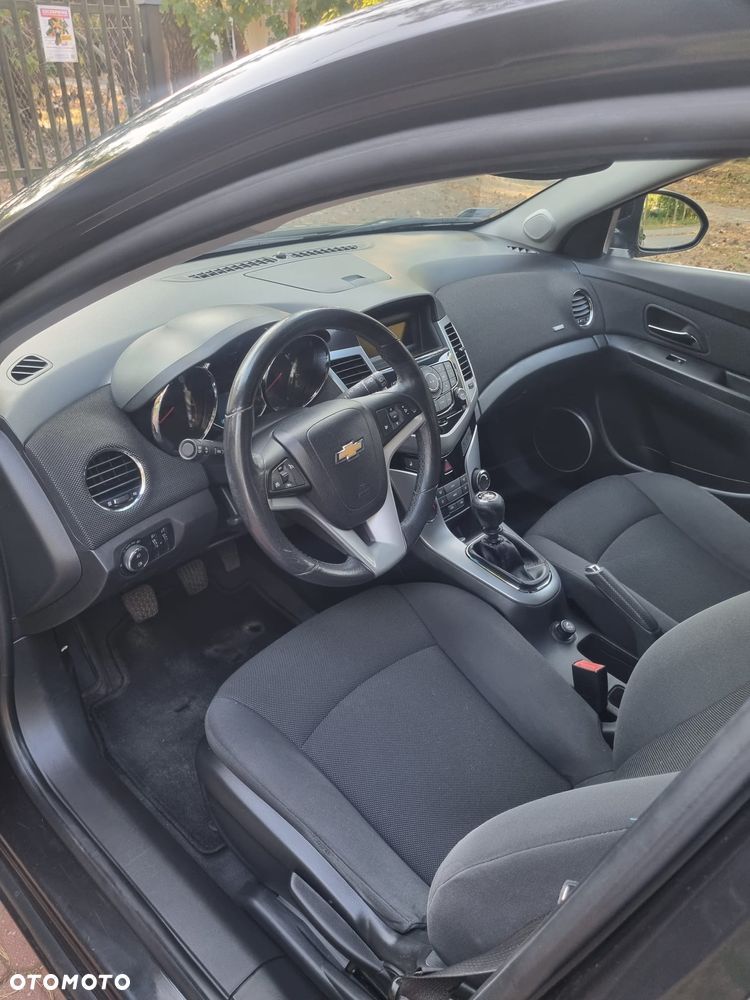 Chevrolet Cruze 1.8 LTZ - 10