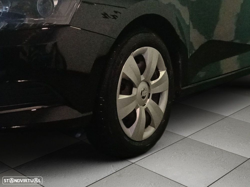 Skoda Fabia 2015 photo 5