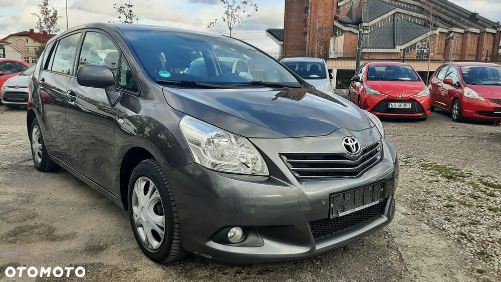 Toyota Verso 1.8 Multidrive Edition - 2