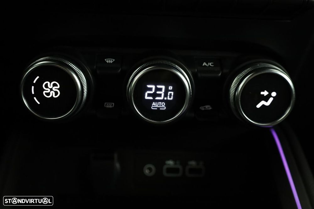 Renault Clio 1.0 TCe Techno Bi-Fuel - 12