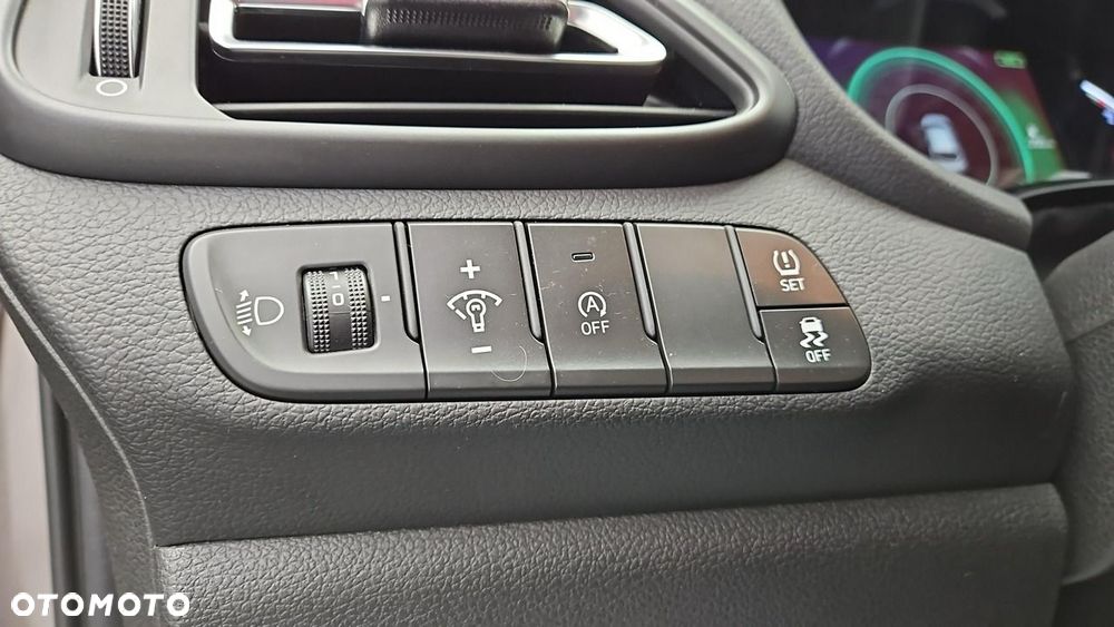 Hyundai i30 - 18