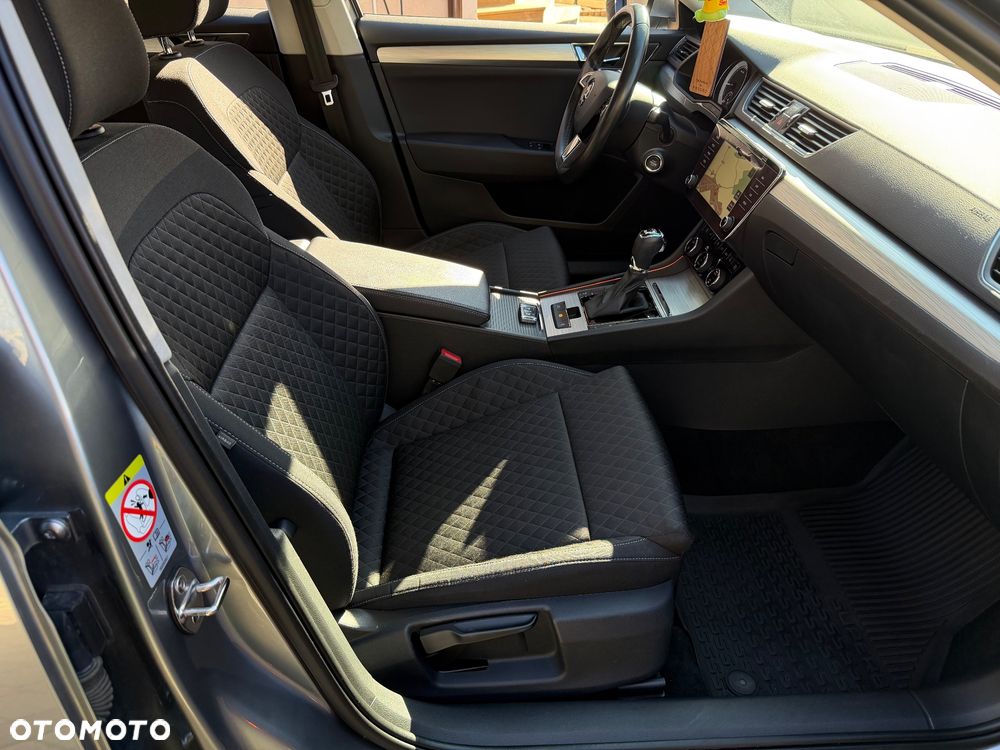 Skoda Superb 2.0 TDI SCR 4x4 Sportline DSG - 12