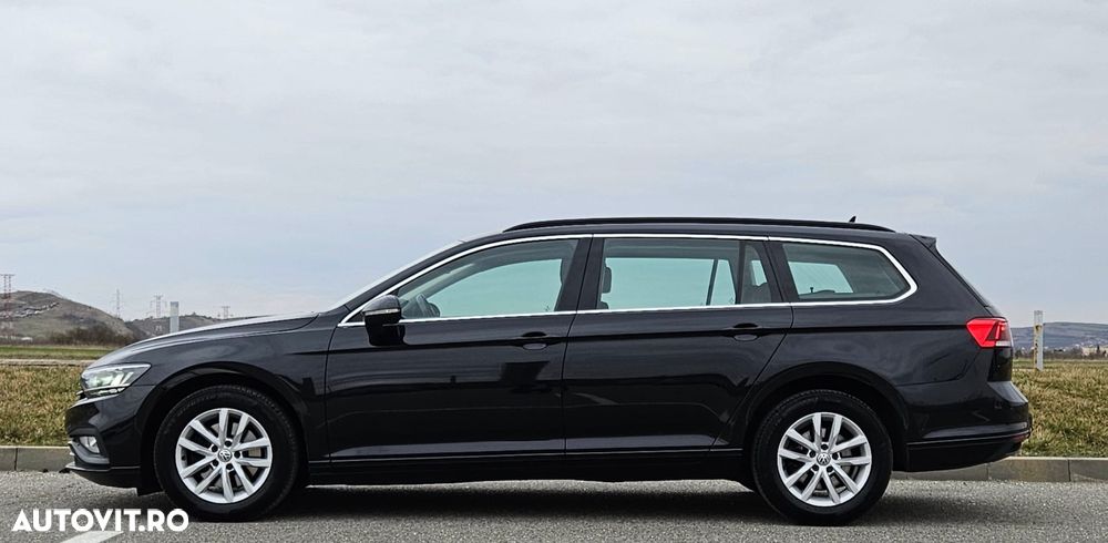 Volkswagen Passat - 12