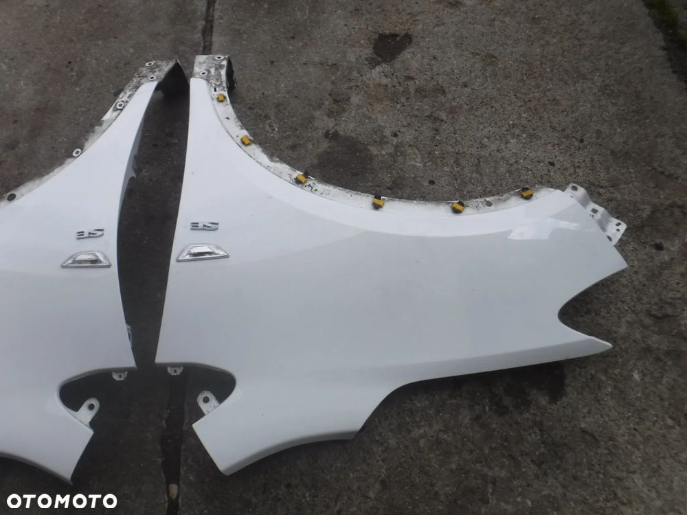 Opel  Mokka 12-16 blotnik przod lewy prawy GAZ bialy - 8