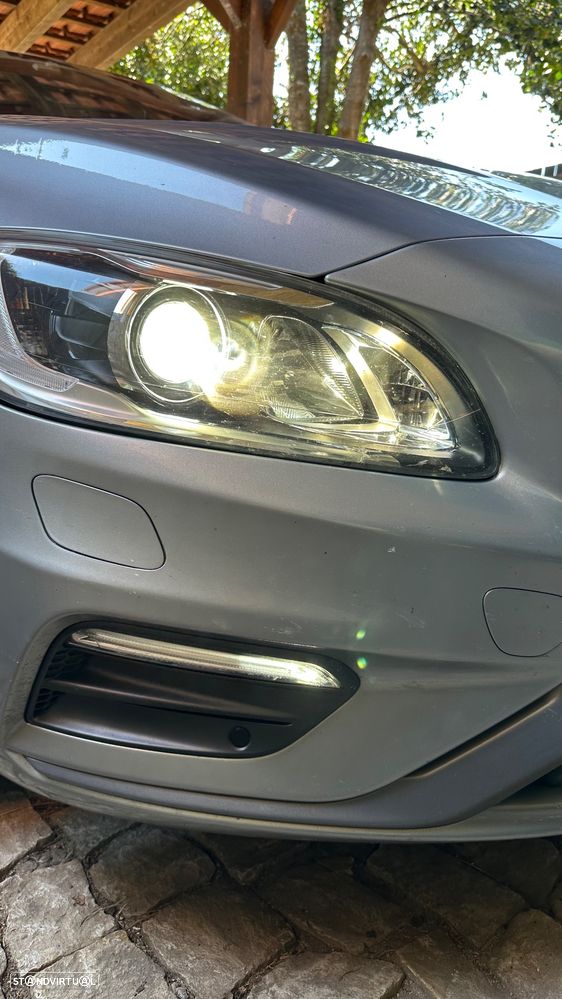 Volvo S60 2.0 D4 R-Design Momentum Geartronic - 16