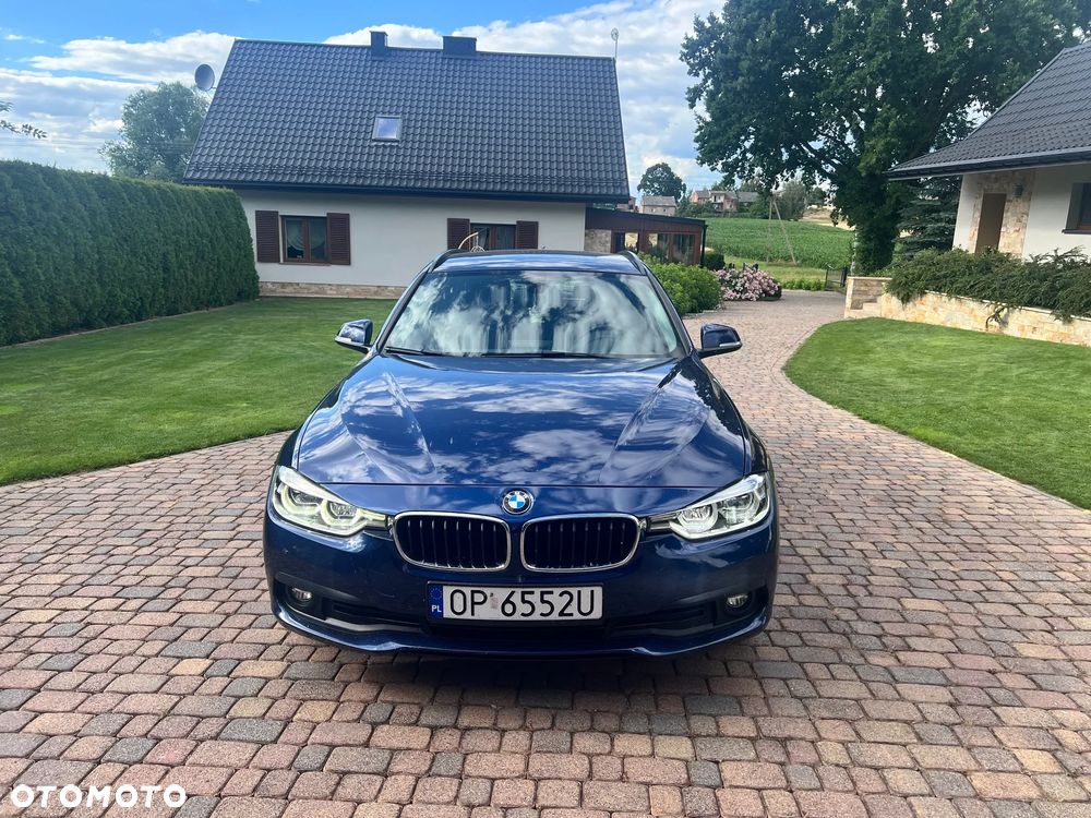 BMW Seria 3 320d xDrive - 1