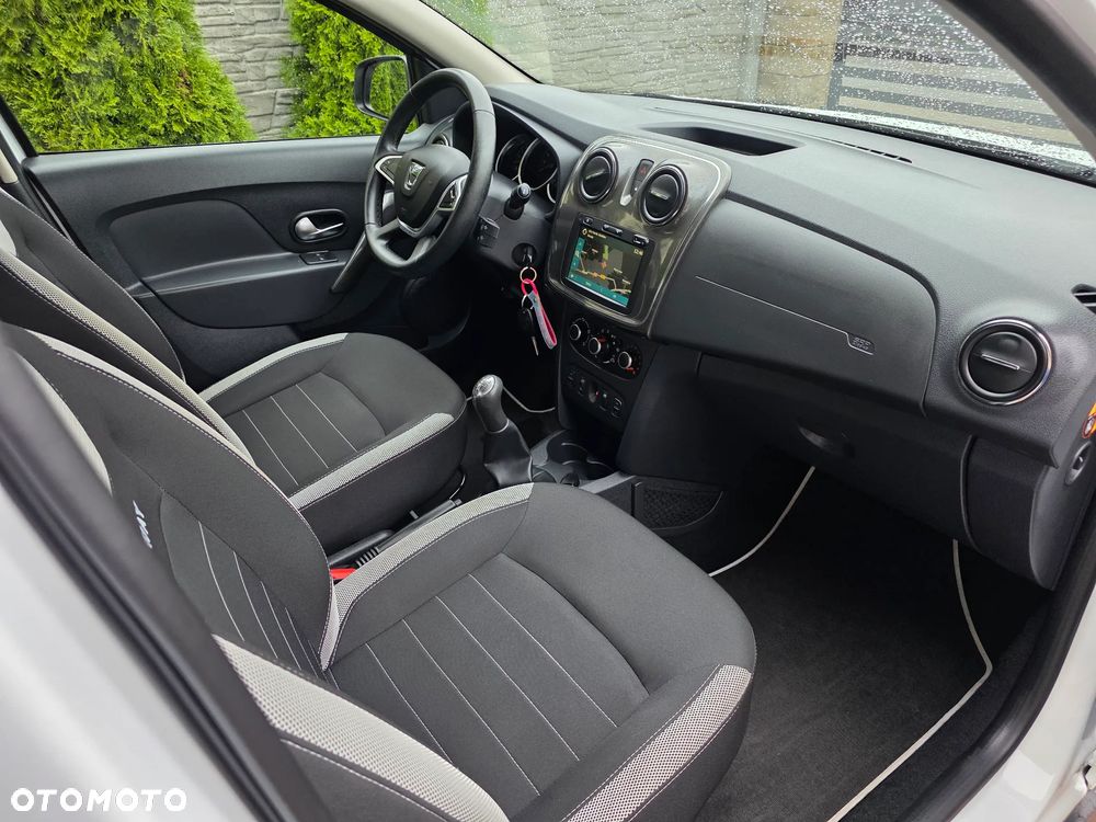 Dacia Sandero - 23