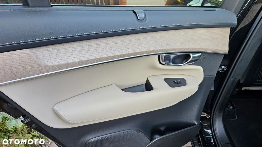 Volvo XC 90 - 15