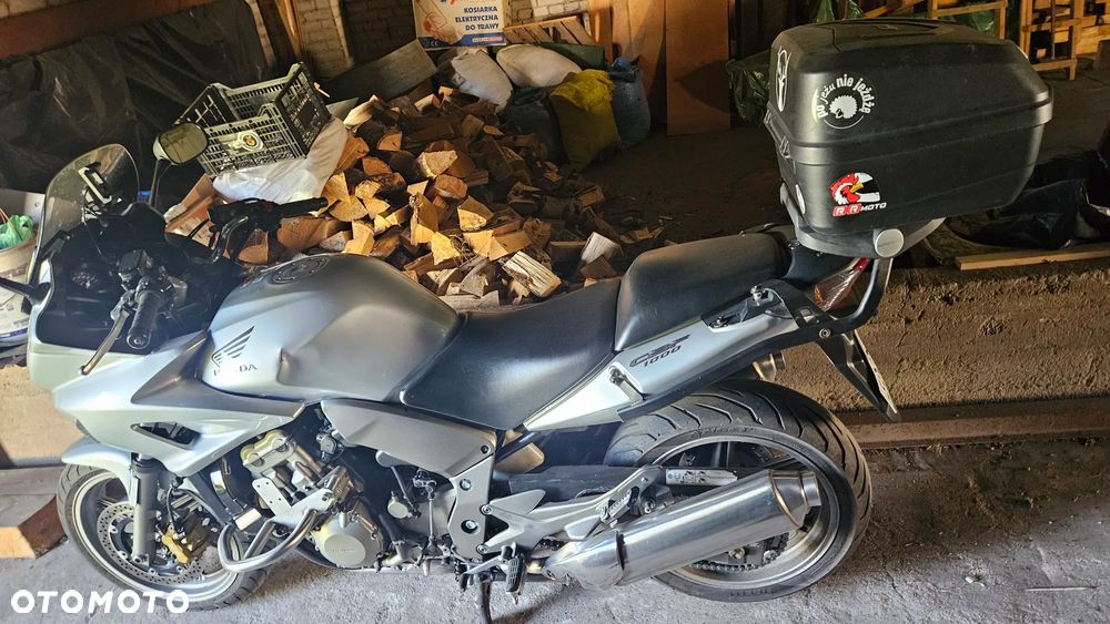 Honda CBF - 16