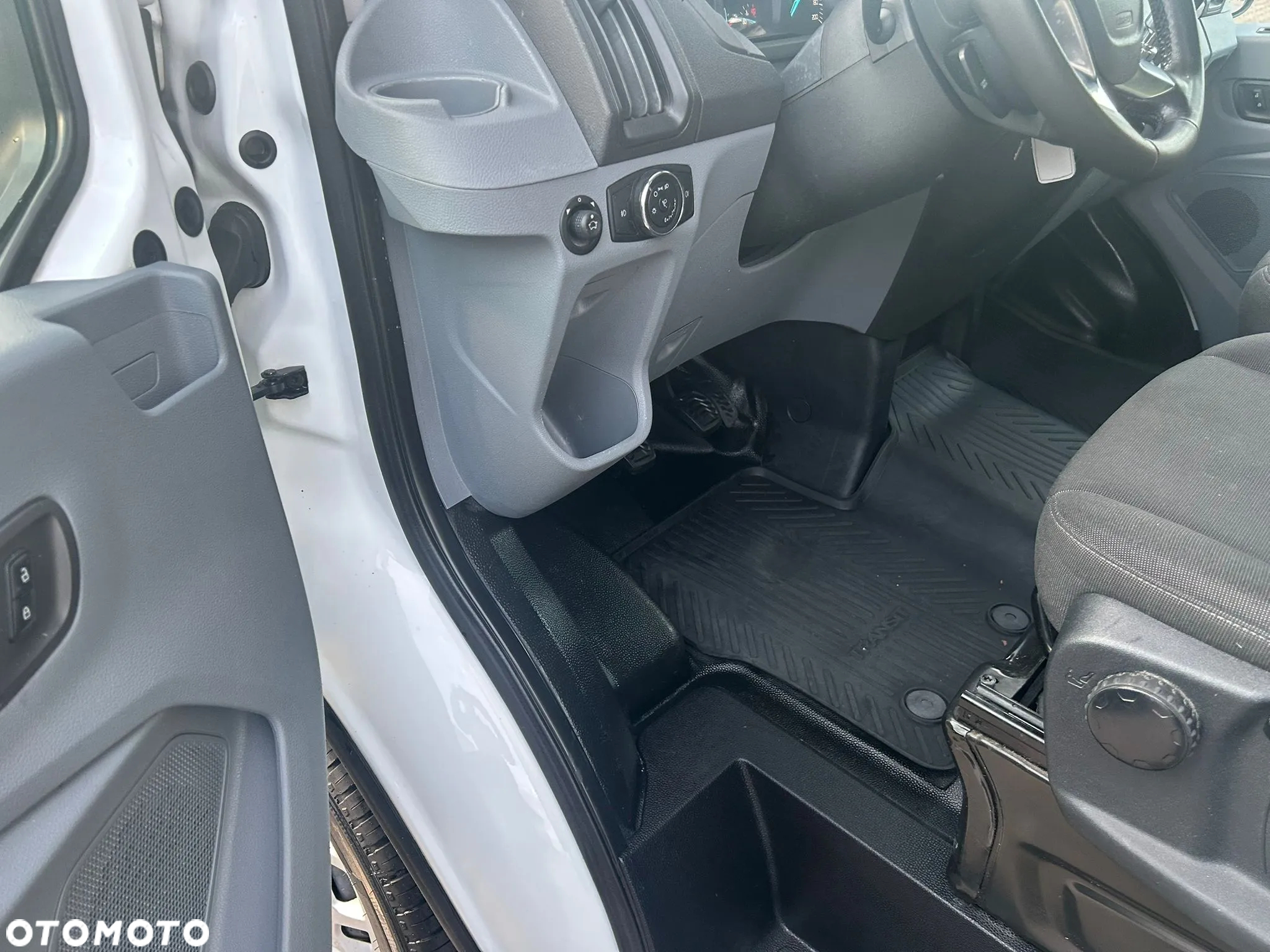 Ford Transit - 16