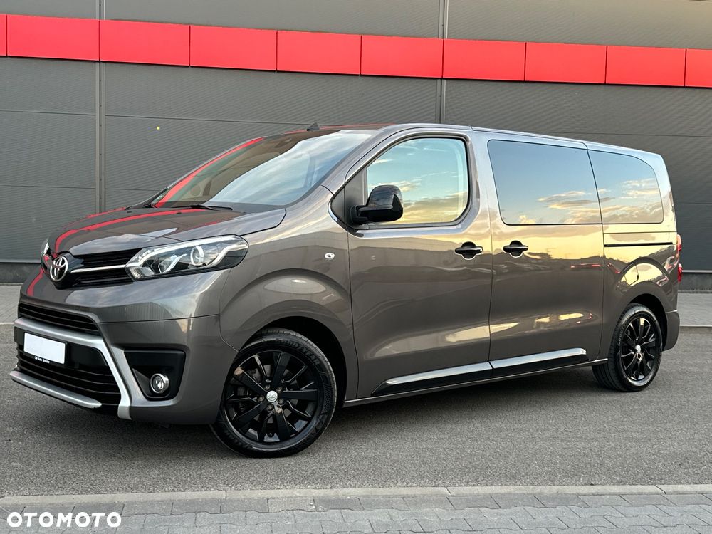Toyota Proace Verso 2.0 D4-D Medium VIP - 1