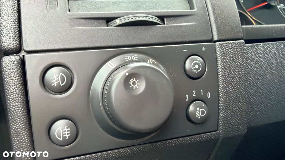 Opel Meriva - 16