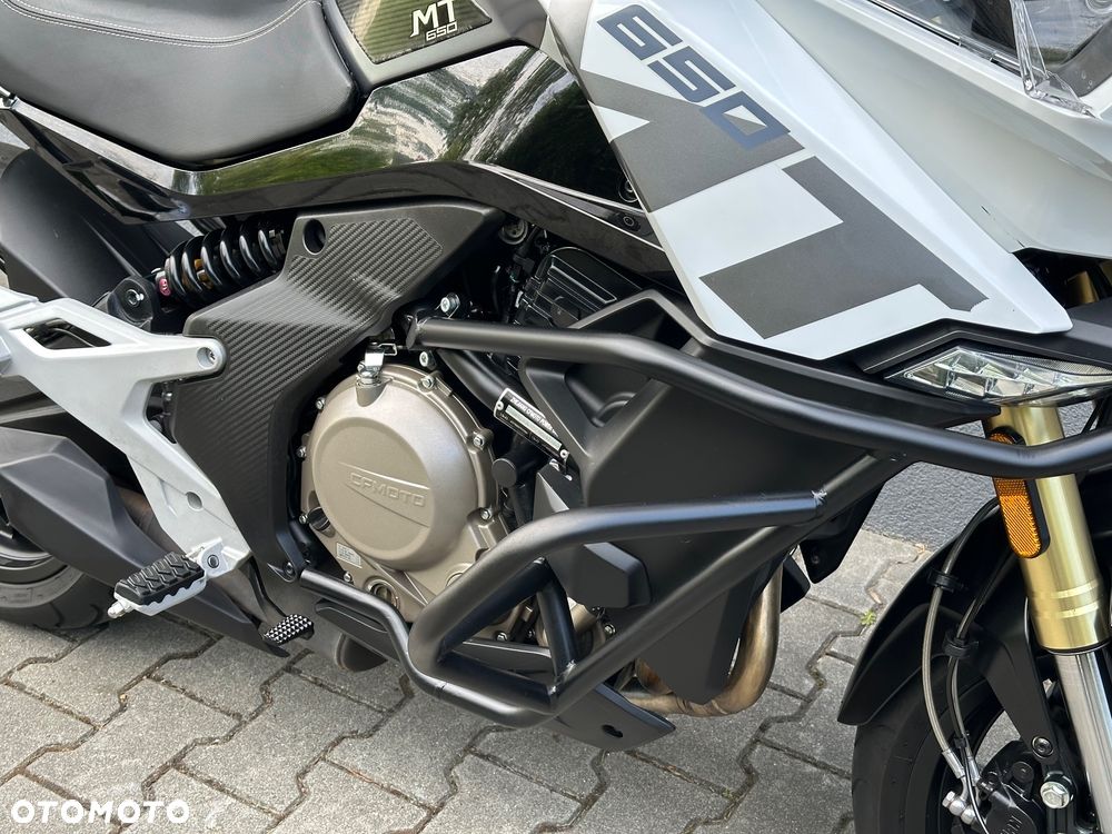 CFMoto 650 MT - 15