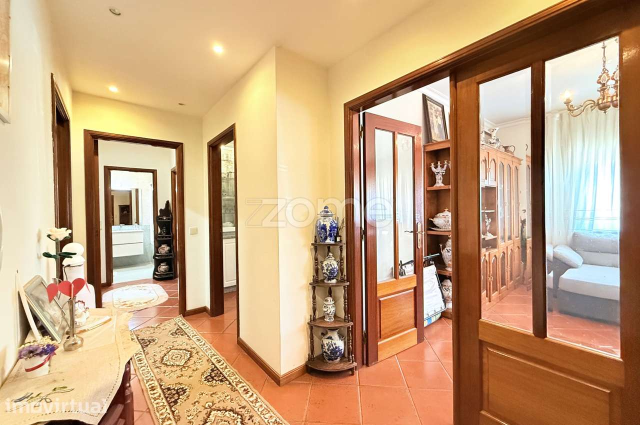 Apartamento T2 para Arrendamento em Esmeriz Mobilado - Grande imagem: 4/24