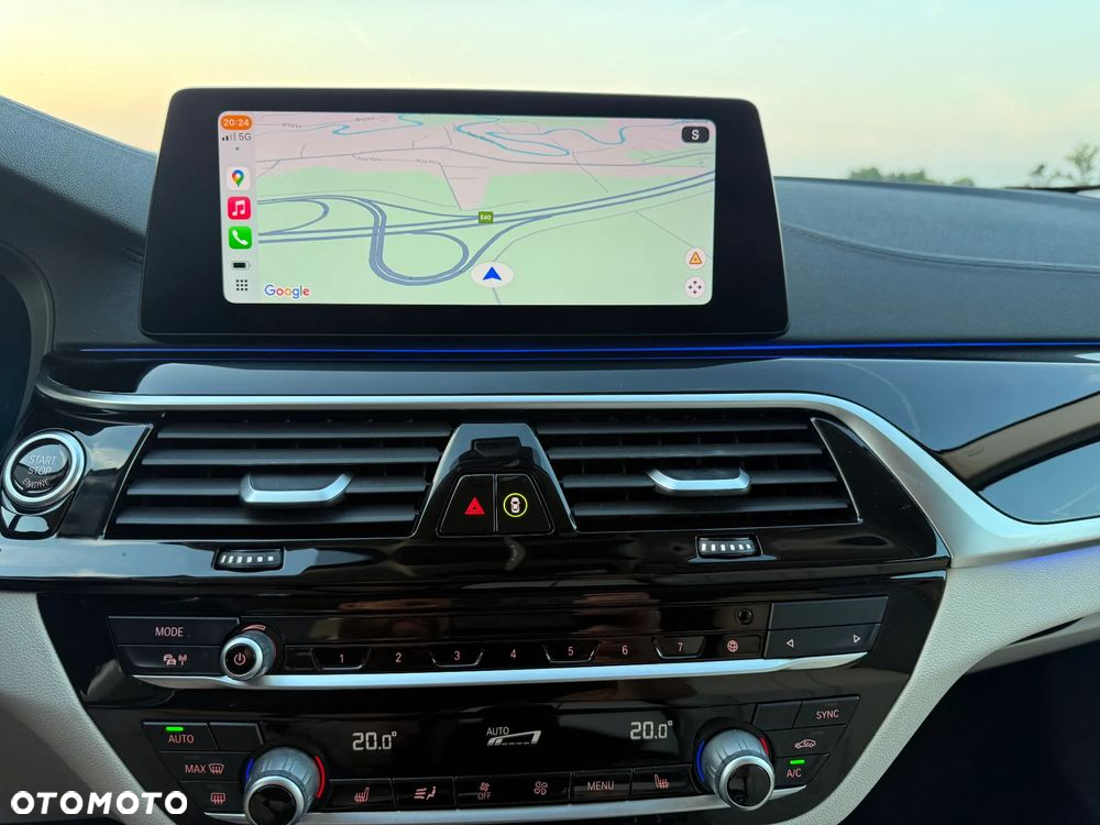 BMW Seria 5 520d Luxury Line - 25