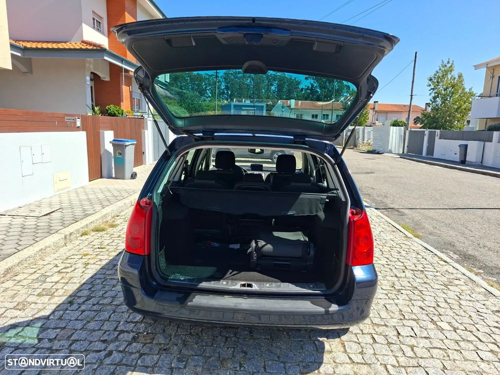 Peugeot 307 SW 1.6 HDi FAP SE Navteq - 6