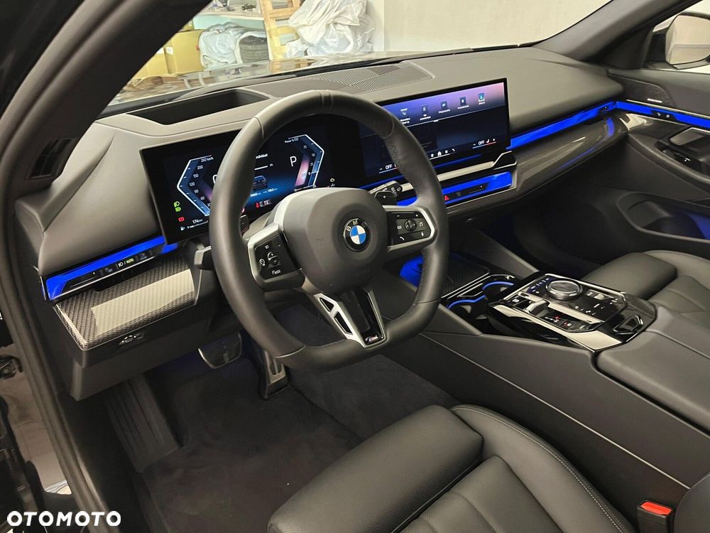 BMW Seria 5 520d xDrive mHEV M Sport - 22