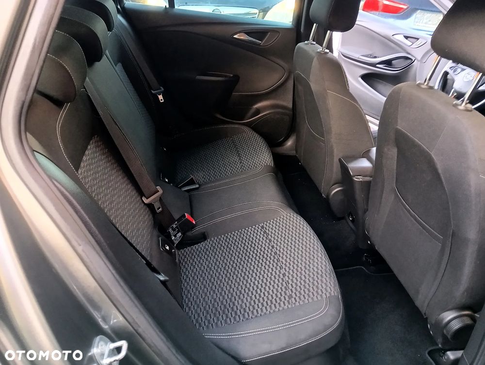 Opel Astra 1.4 Turbo Edition - 21