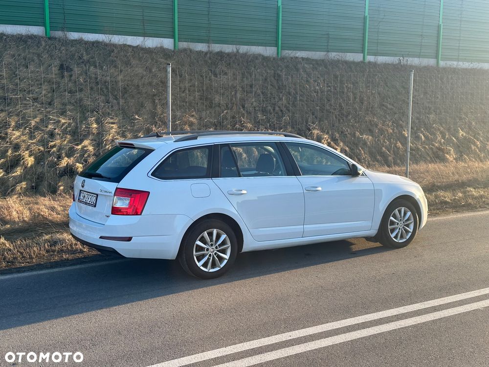 Skoda Octavia 1.6 TDI 4x4 Ambition - 4