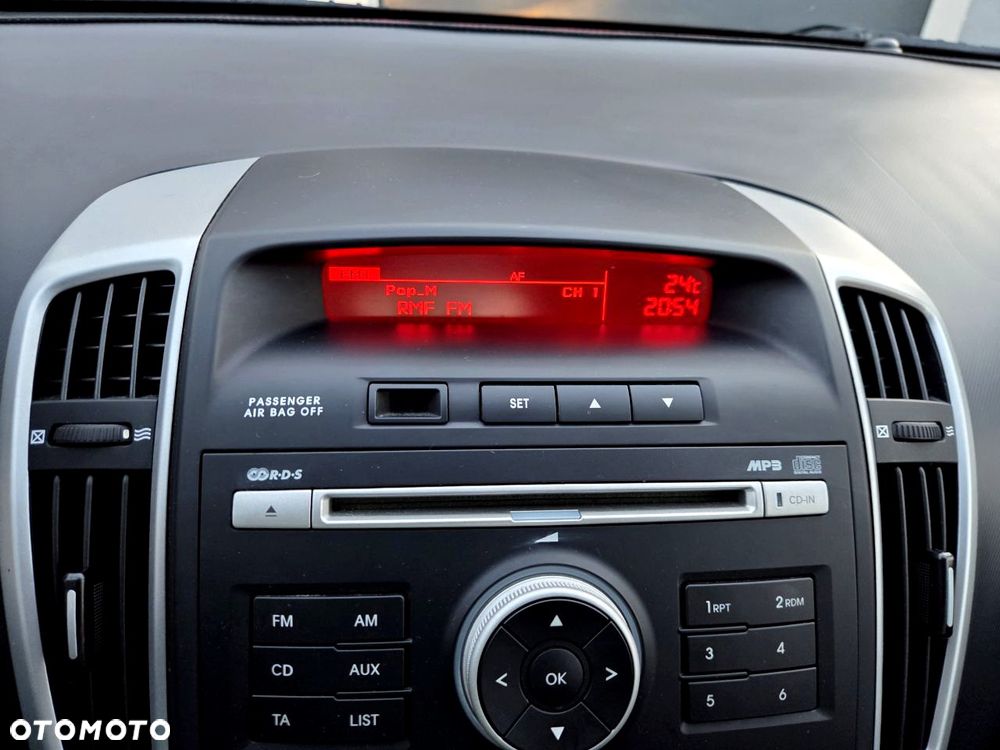 Kia Ceed - 25