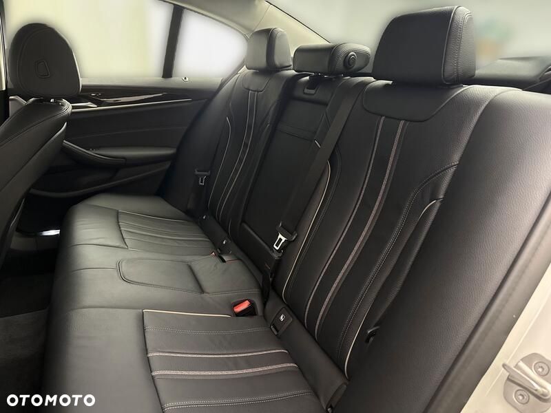 BMW Seria 5 2021