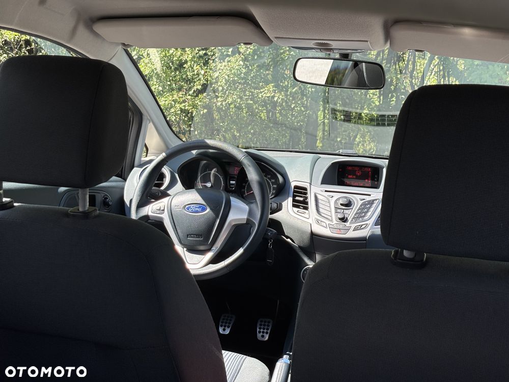 Ford Fiesta - 18