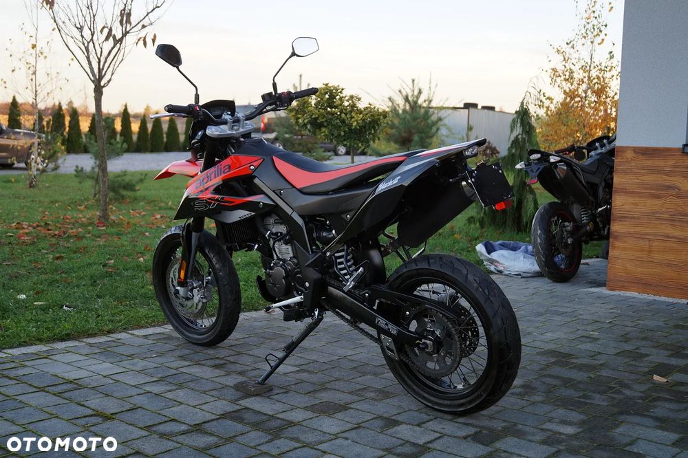 Aprilia SX - 9