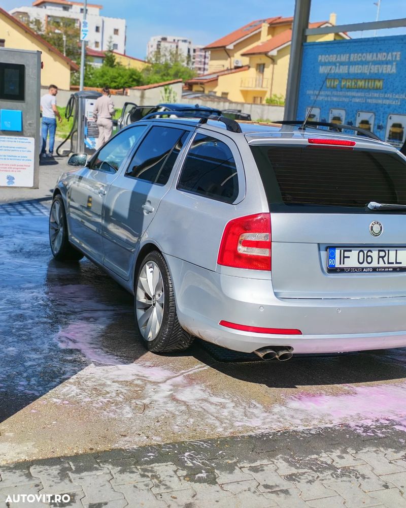 Skoda Octavia 2.0 TFSI RS - 14