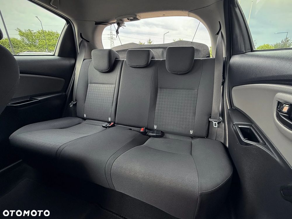 Toyota Yaris 1.0 Active - 16