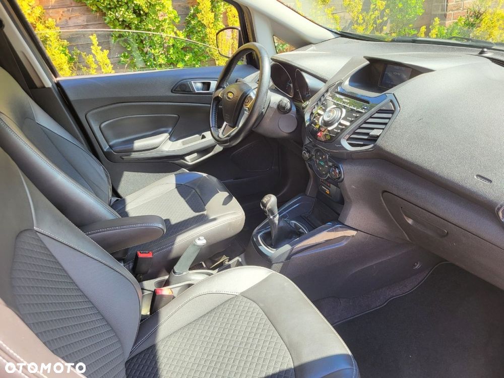 Ford EcoSport - 7