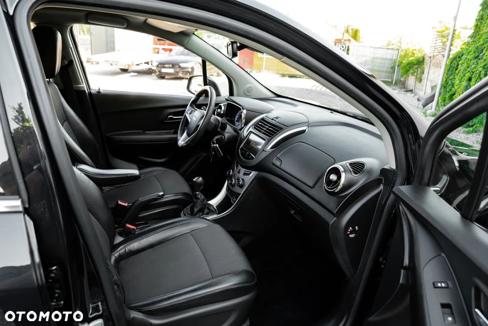 Chevrolet Trax 1.4T AWD LT+ - 25