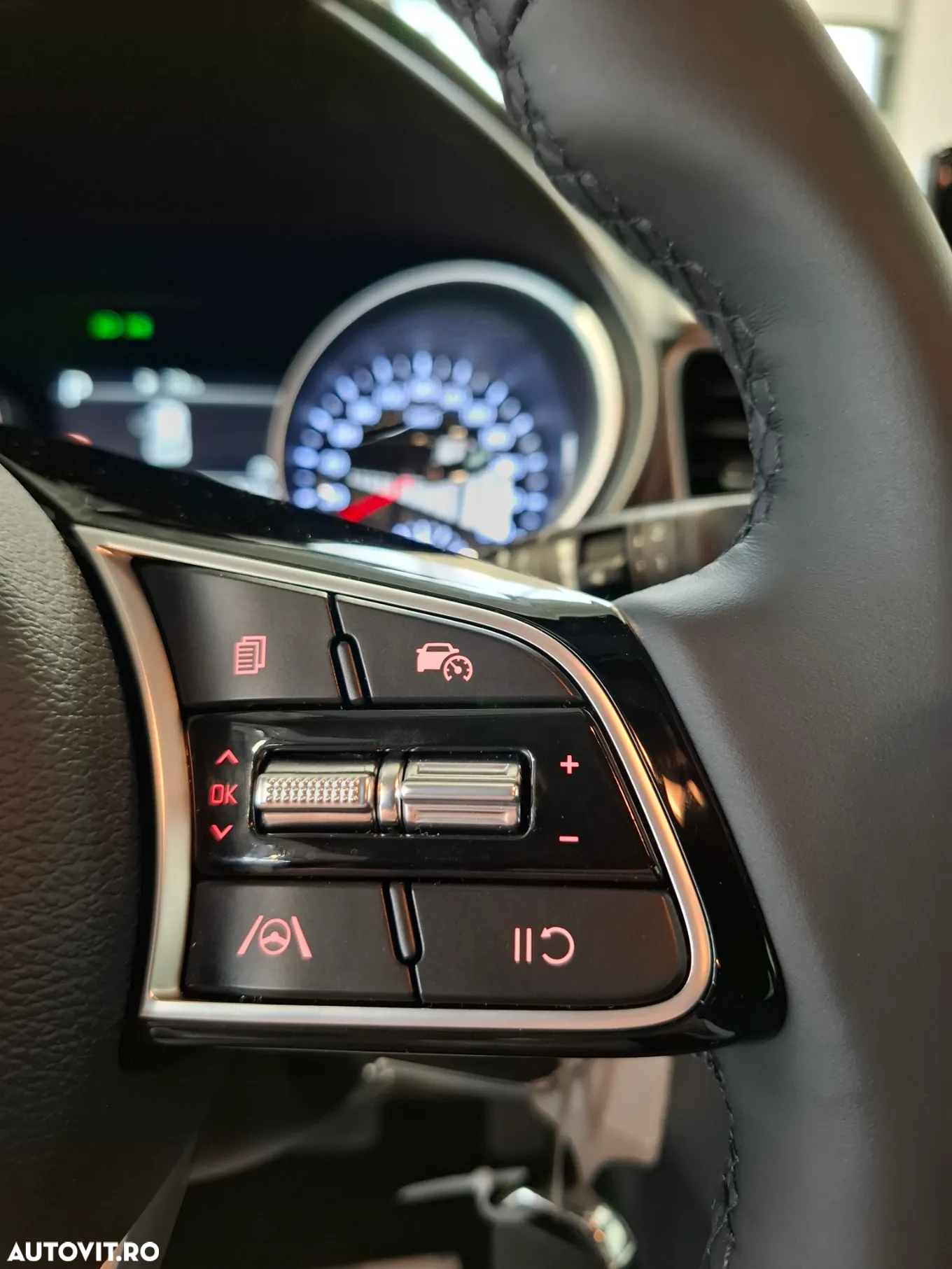 Kia XCeed 1.5 T-GDI 7DCT City - 19