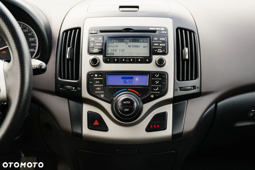 Hyundai i30 1.6 Comfort - 15