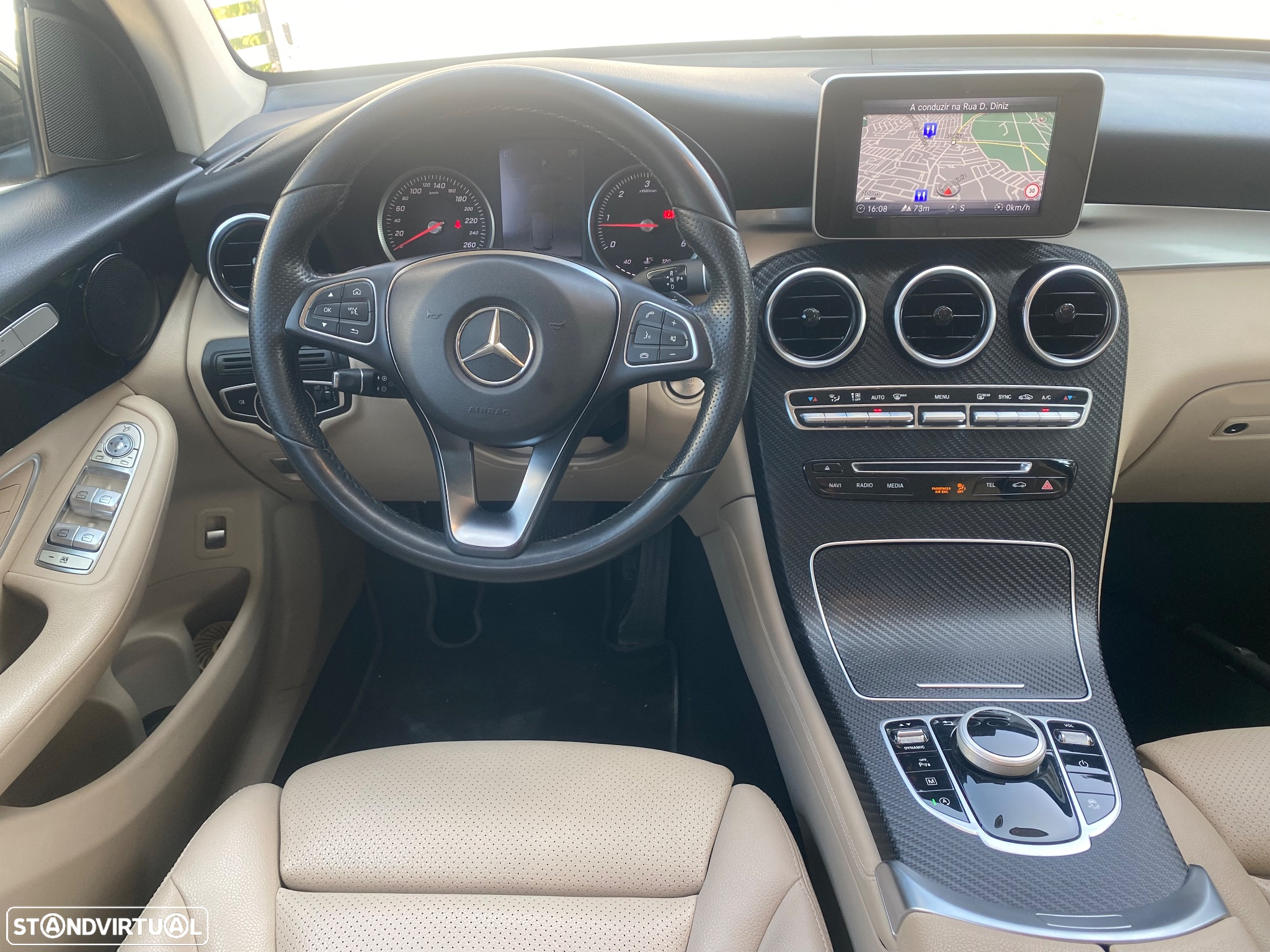 Mercedes-Benz GLC 220 d 4Matic 9G-TRONIC Exclusive - 38