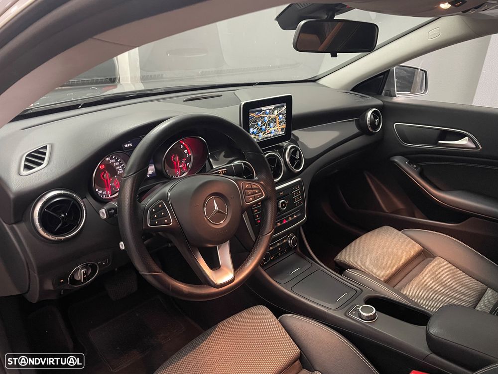 Mercedes-Benz CLA 180 d Shooting Brake Urban Aut. - 11