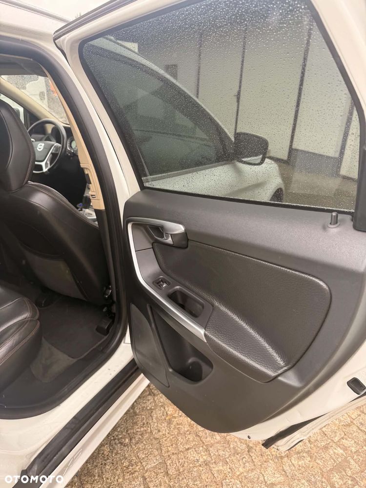 Volvo XC 60 - 13