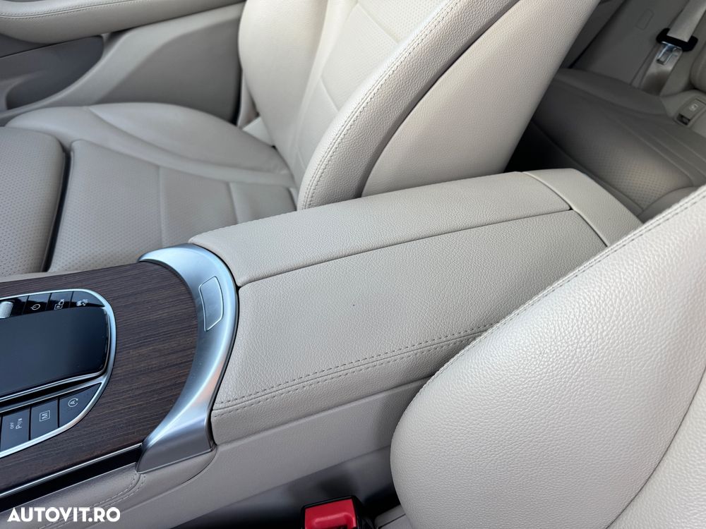 Mercedes-Benz GLC 220 d 4MATIC - 13