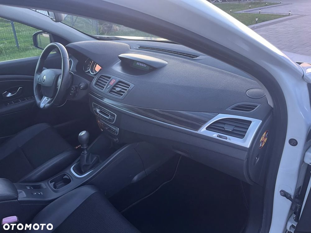 Renault Megane ENERGY dCi 110 Start & Stop Dynamique - 25