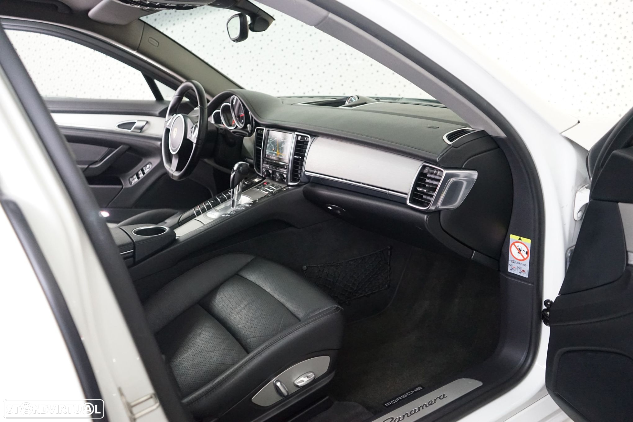Porsche Panamera Platinum Edition - 51