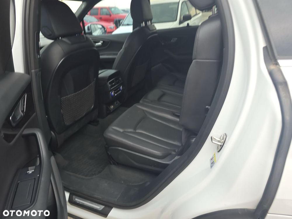 Audi Q7 - 37