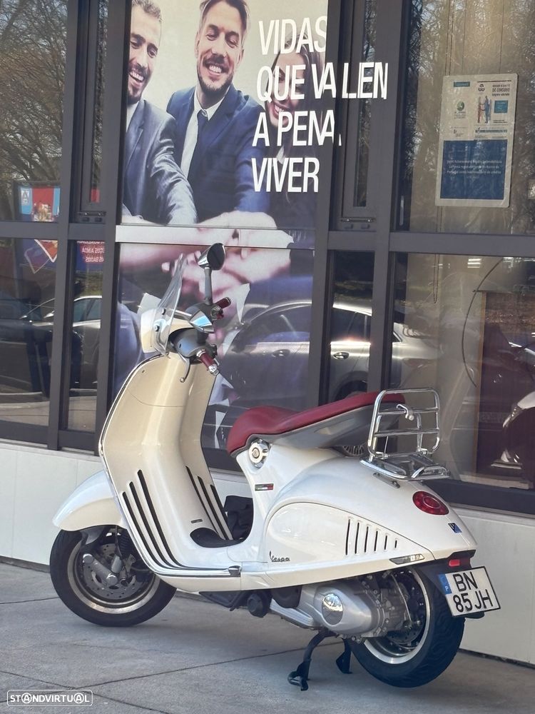 Vespa Vespa 946 - 21