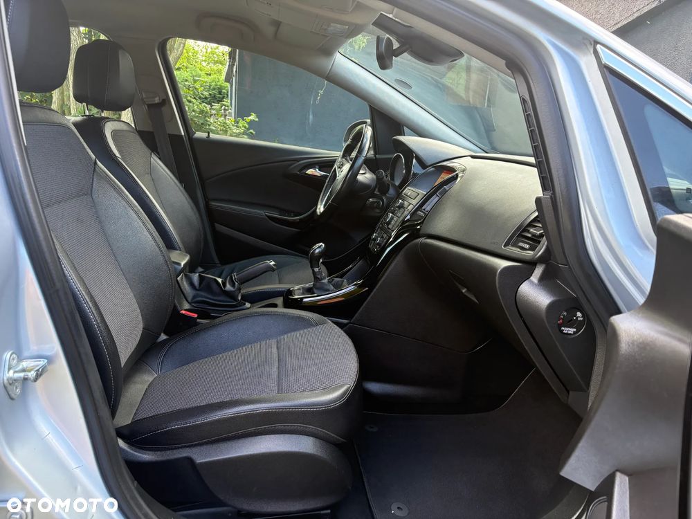 Opel Astra 1.4 Turbo Cosmo - 20