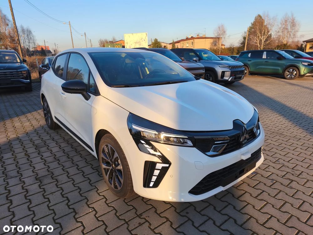 Mitsubishi Colt 1.0T Invite Style Cold - 1