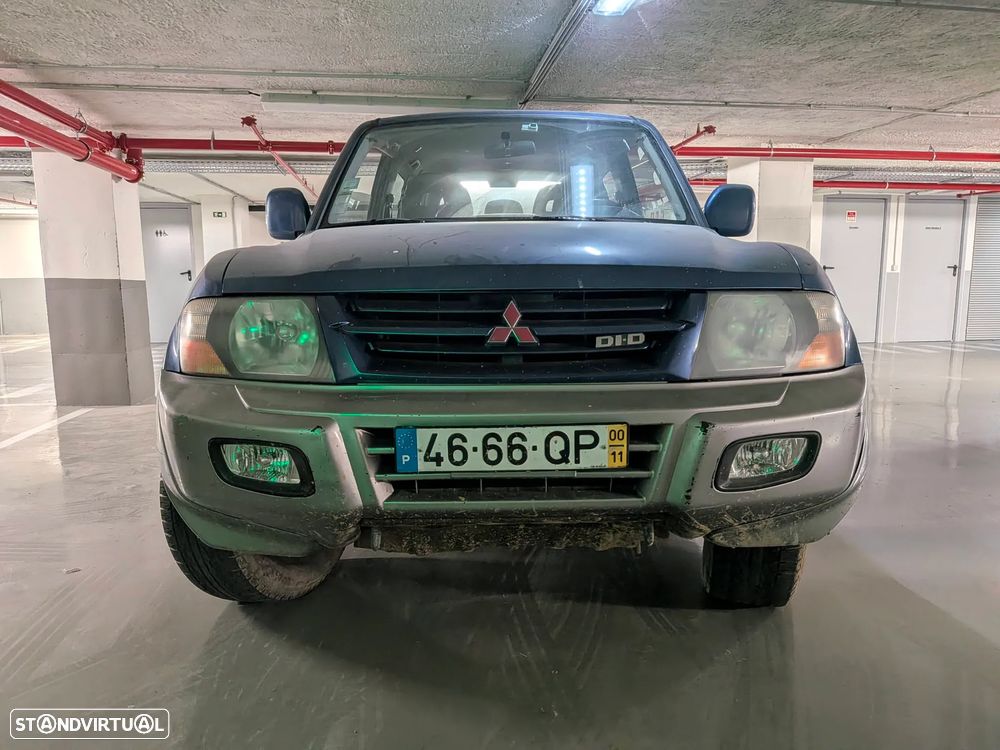 Mitsubishi Pajero 3.2 DI-D GLS - 3