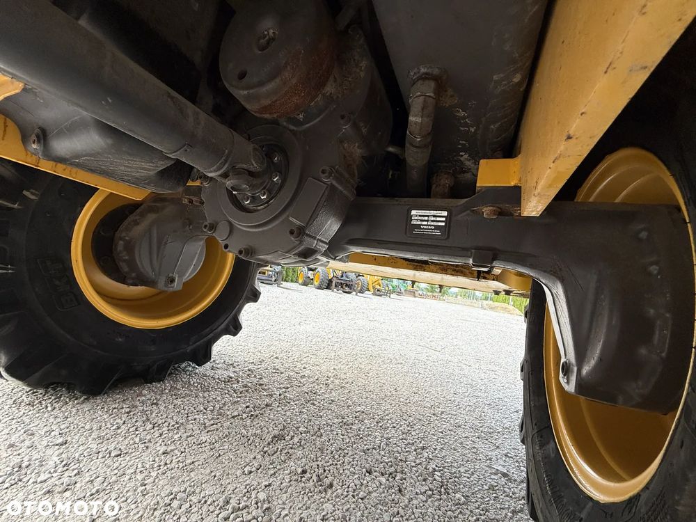 Volvo L30G / ORYGINAŁ / PIĘKNIE UTRZYMANA  / SILNA I SZYBKA / ZADBANA / SPROWADZONA Z NIEMIEC / 407 409 406 60 70 M 506 509 L30 L35 B G - 19