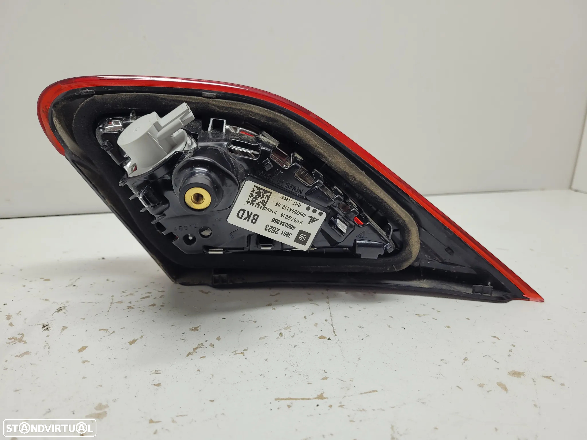 Farolim da mala esquerdo OPEL Corsa E 460034366 (2014-2019) - 3