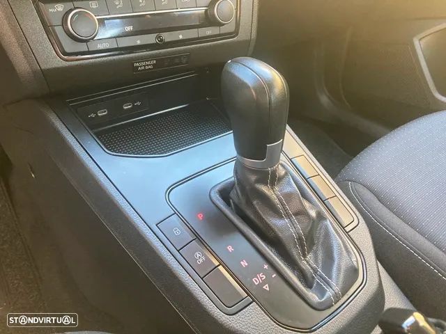 SEAT Ibiza 1.0 TSI Style DSG - 22