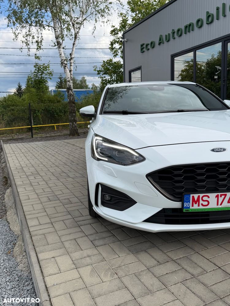 Ford Focus 1.0 EcoBoost Start-Stopp-System ST-LINE STYLE - 18