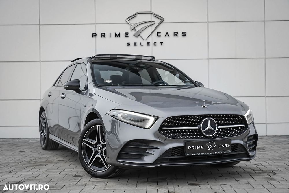 Mercedes-Benz A 250 e 8G-DCT AMG Line - 12