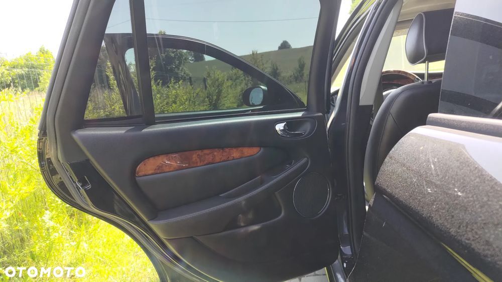 Jaguar X-Type 3.0 Executive - 23